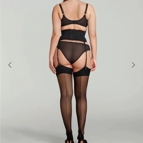 Retro glam waspie garter - Picture 3 of 7